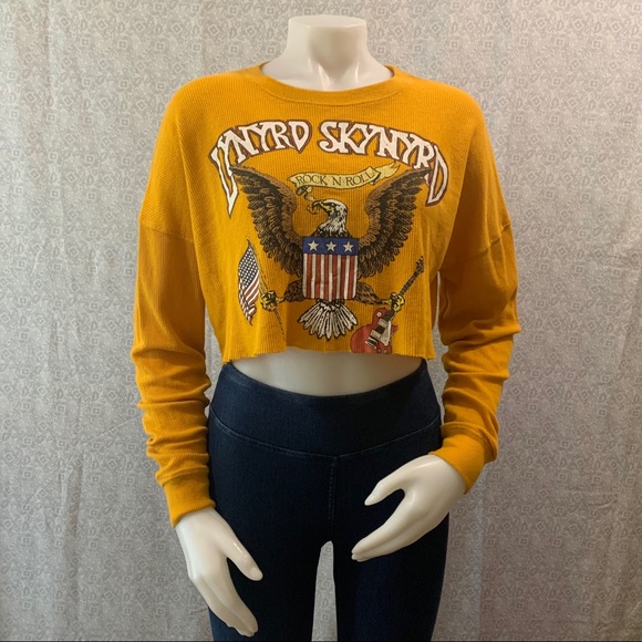Forever 21 Tops - 🦅Cropped Long Sleeve Lynyrd Skynyrd Thermal🦅